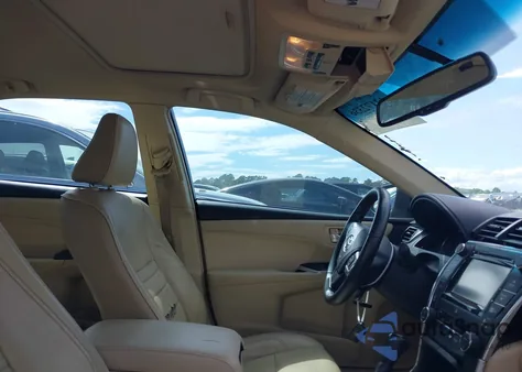 2015 Toyota Camry Xle V6 из США, поврежденный, VIN 4T1BK1FK0FU557148